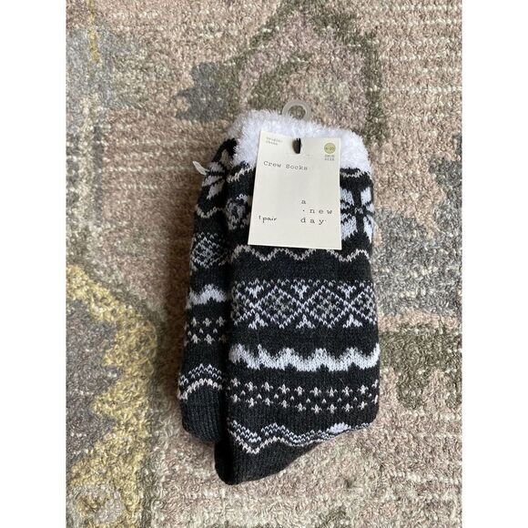 A New Day Festive Snowflake Thick Socks - Picture 6 of 6